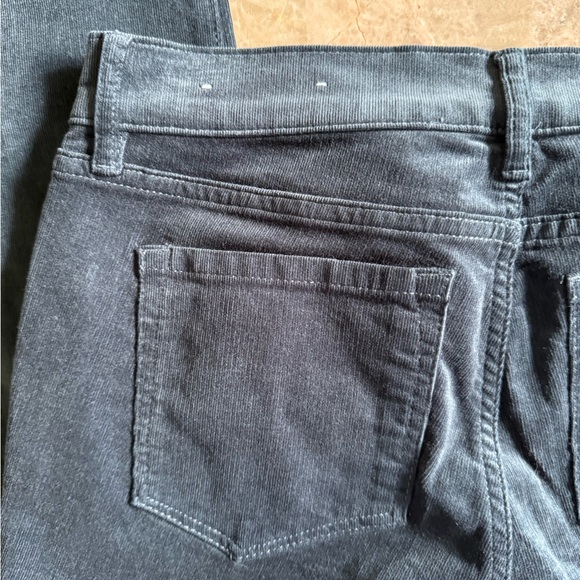 New without tag. Loft skinny petite corduroy pants - Picture 4 of 6